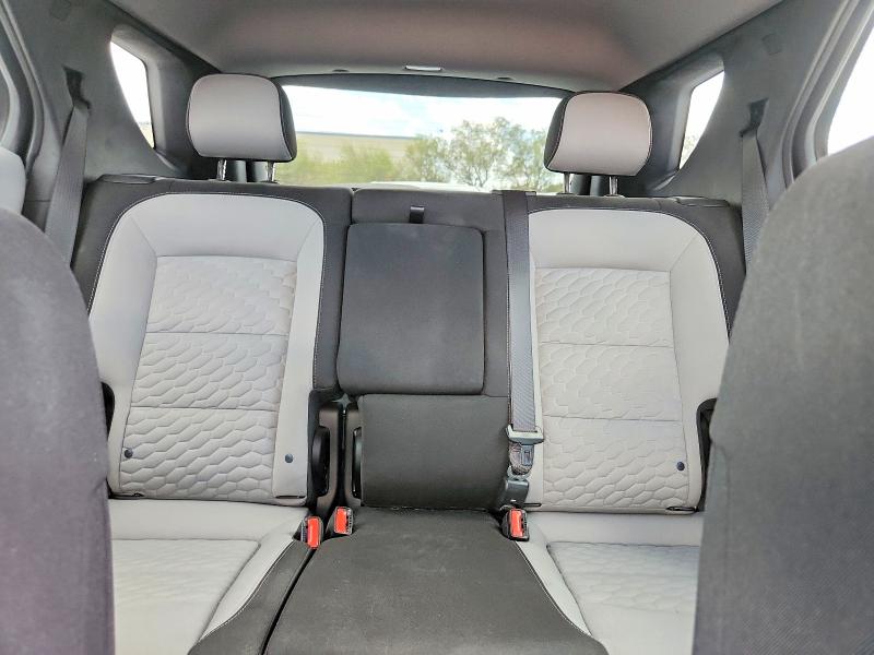 Photo 10 from auction – 2021 CHEVROLET EQUINOX with VIN 2GNAXHEV0M6128861
