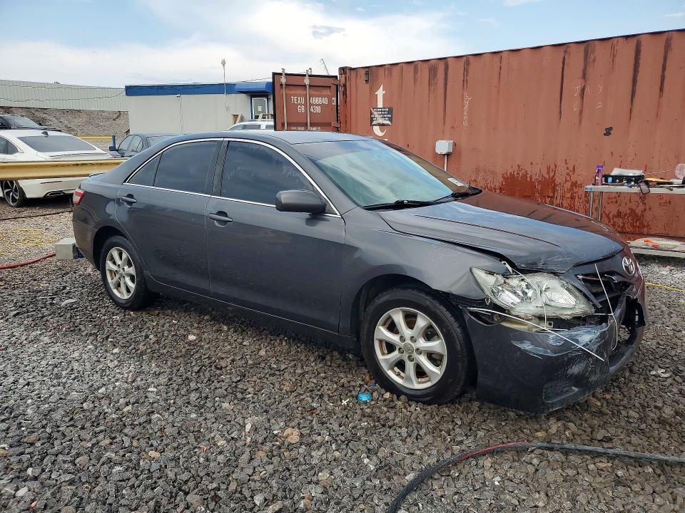 Photo 4 from auction – 2011 TOYOTA CAMRY with VIN 4T1BF3EK5BU588326