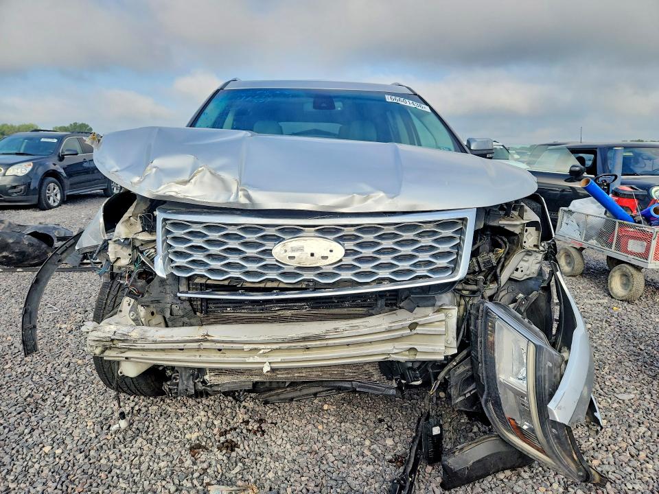 Photo 5 from auction – 2016 FORD EXPLORER with VIN 1FM5K8HT4GGC11695