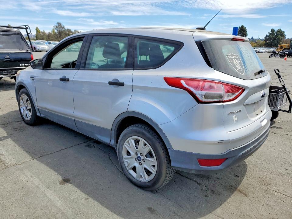 Photo 2 from auction – 2014 FORD ESCAPE with VIN 1FMCU0F72EUB32257