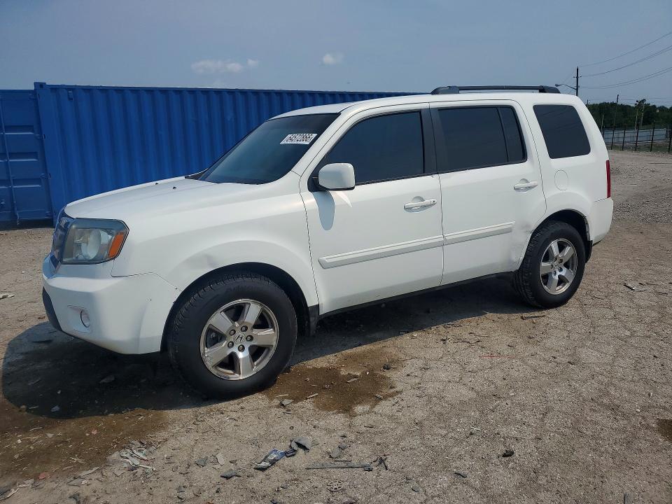 HONDA PILOT 2011 with VIN 5FNYF4H53BB038965 - Photo from auction