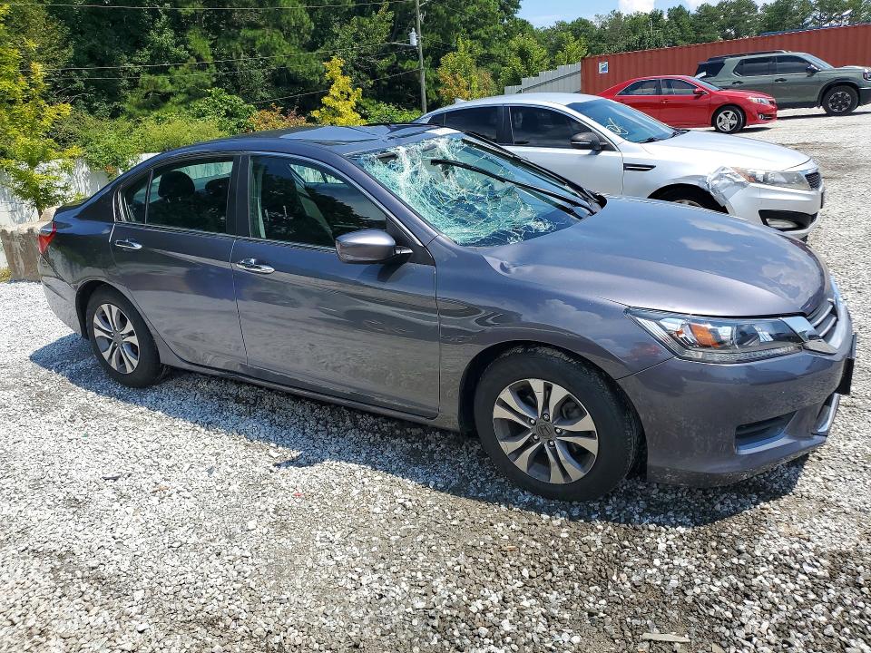 Photo 4 from auction – 2015 HONDA ACCORD with VIN 1HGCR2F32FA050970