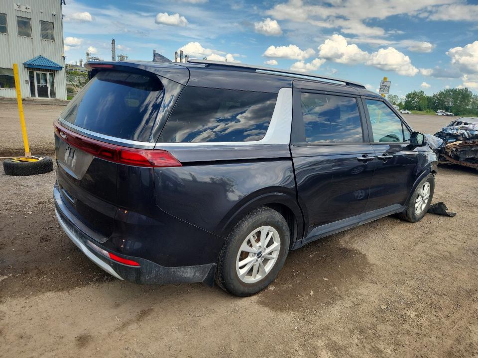 Photo 3 from auction – 2023 KIA CARNIVAL with VIN KNDNB5H37P6293821