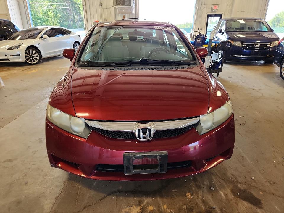 Photo 5 from auction – 2010 HONDA CIVIC with VIN 19XFA1F58AE043882