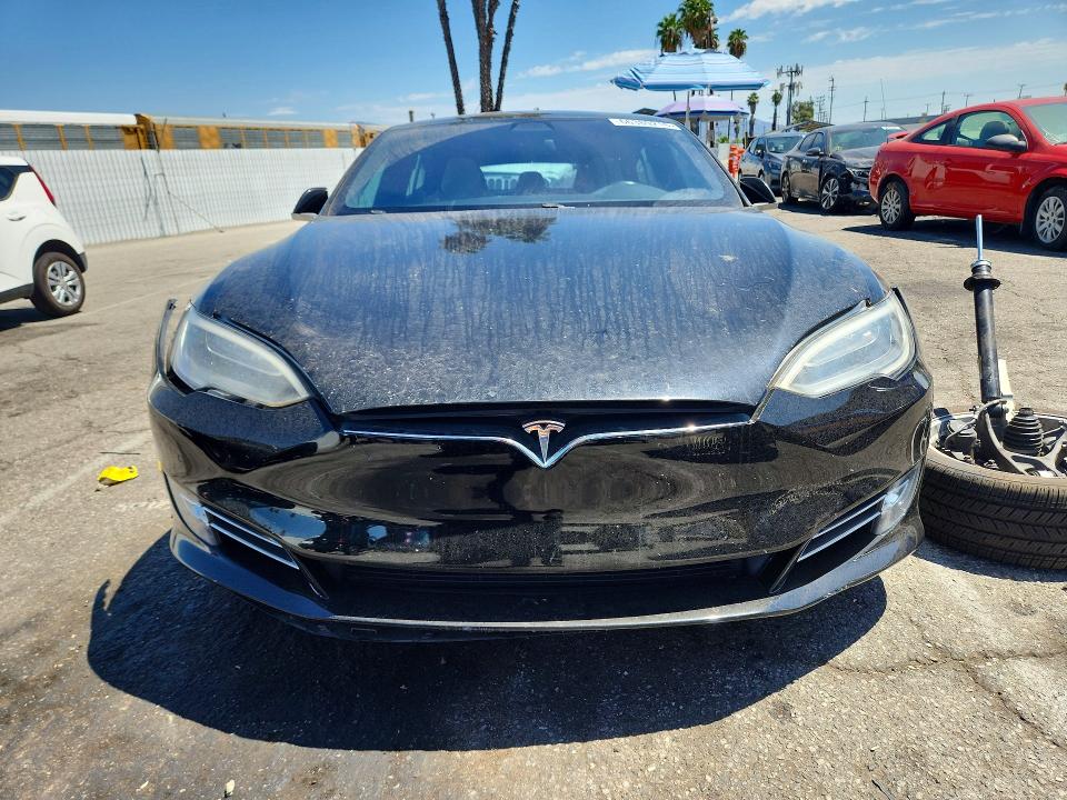Фото 5 с аукциона – 2017 TESLA MODEL S с VIN 5YJSA1E22HF180570