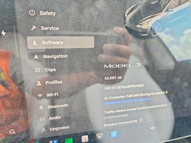 Foto 9 de la subasta – 2023 TESLA MODEL 3 con VIN 5YJ3E1EA2PF671901