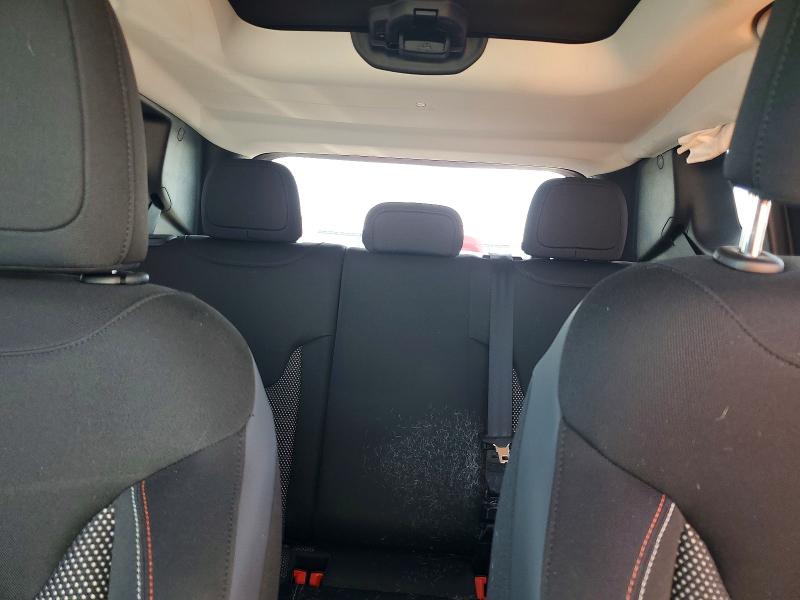 Photo 10 from auction – 2016 JEEP RENEGADE with VIN ZACCJBBT8GPC85189