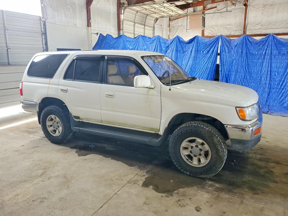 Photo 4 from auction – 1998 TOYOTA 4RUNNER with VIN JT3GN86R8W0083503