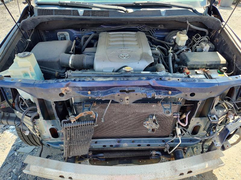 Photo 11 from auction – 2010 TOYOTA TUNDRA with VIN 5TFUY5F10AX103399