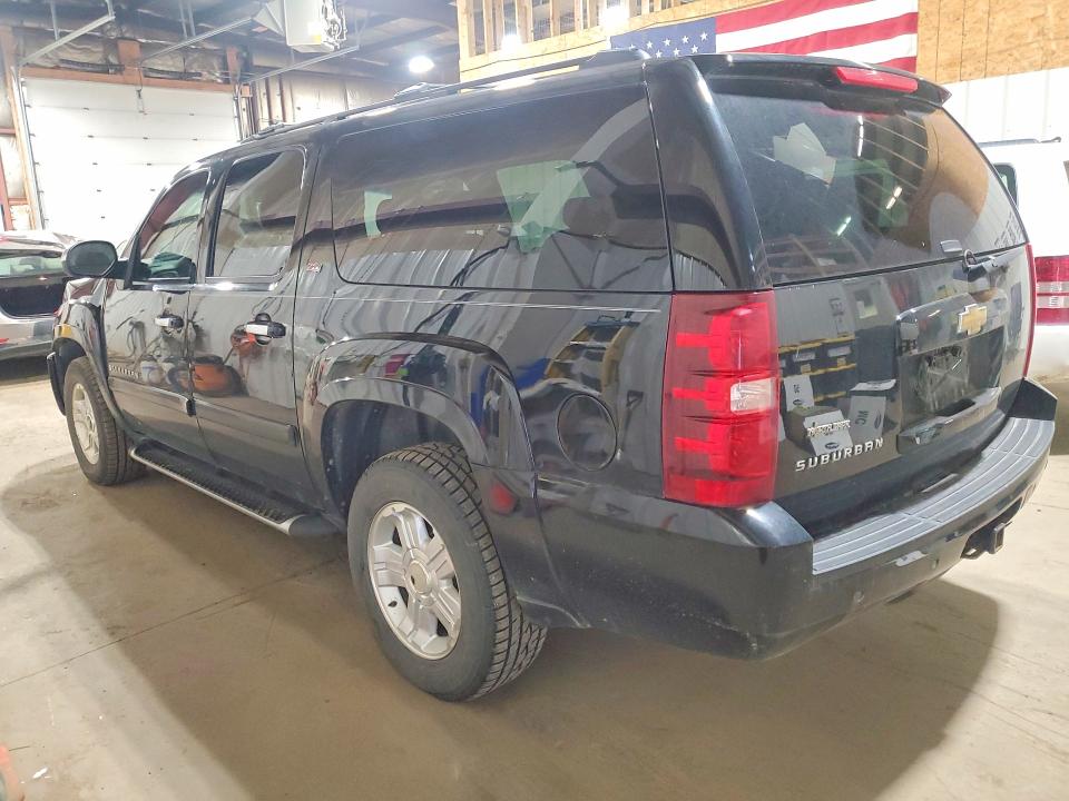 Photo 2 from auction – 2008 CHEVROLET SUBRBAN with VIN 3GNFK16308G112713