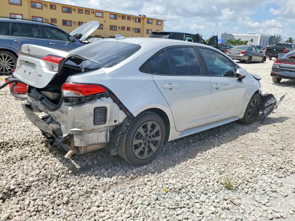 Снимка 3 от търг – 2021 TOYOTA COROLLA с VIN 5YFEPMAE7MP258885