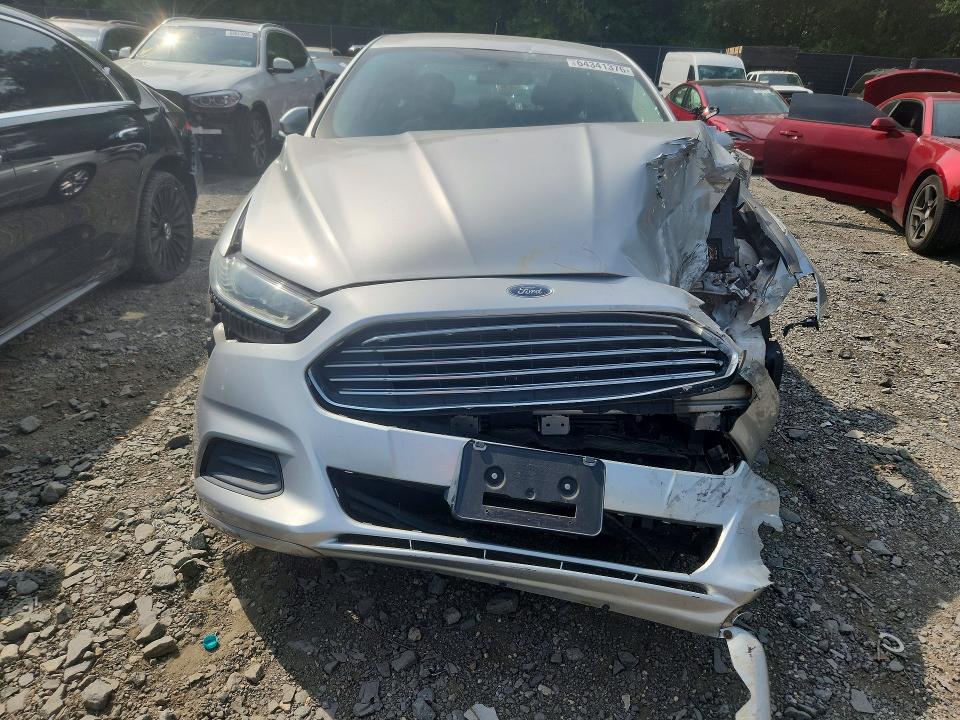 Photo 5 from auction – 2013 FORD FUSION with VIN 3FA6P0HR3DR233360