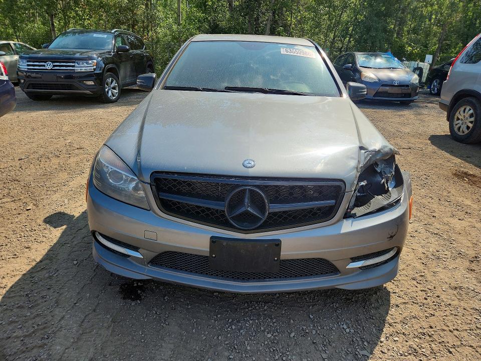 Photo 5 from auction – 2011 MERCEDES-BENZ C with VIN WDDGF8FB4BF548075
