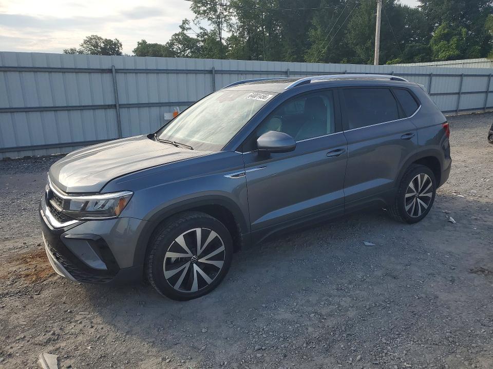 2022 VOLKSWAGEN TAOS