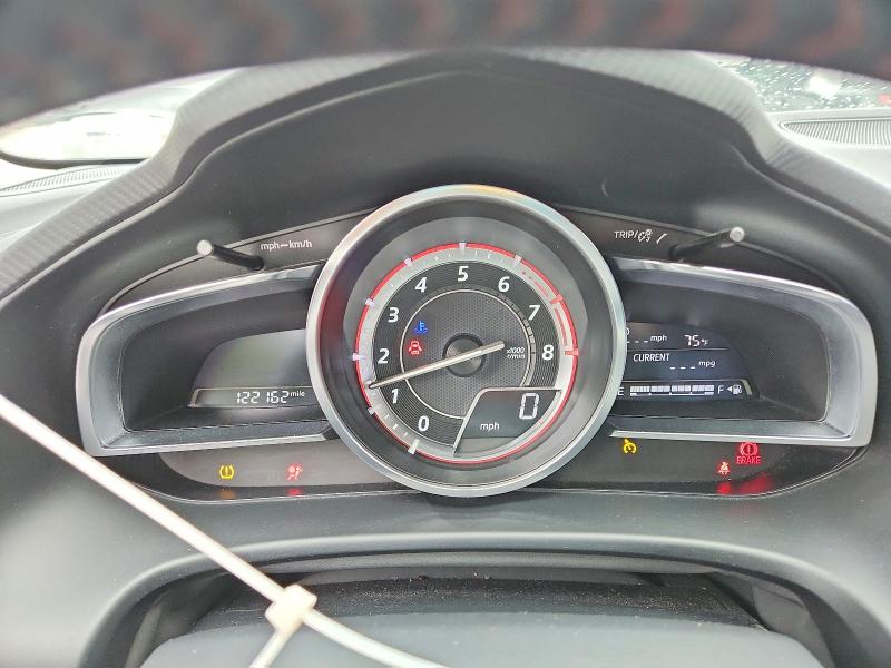 Photo 9 from auction – 2015 MAZDA 3 with VIN JM1BM1V35F1251086