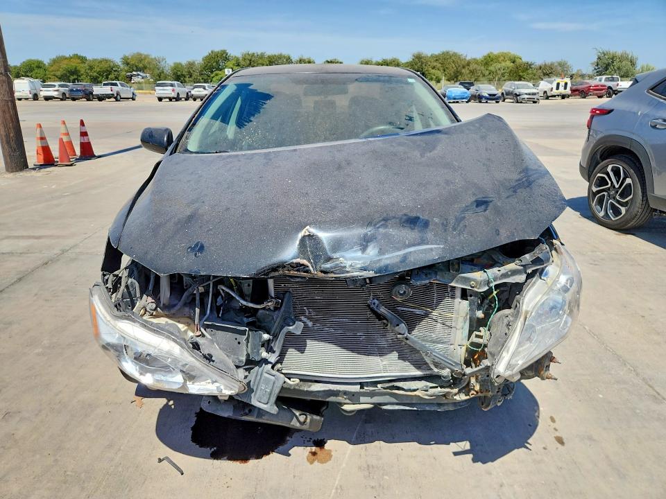 Photo 5 from auction – 2013 TOYOTA COROLLA with VIN 2T1BU4EE9DC957330