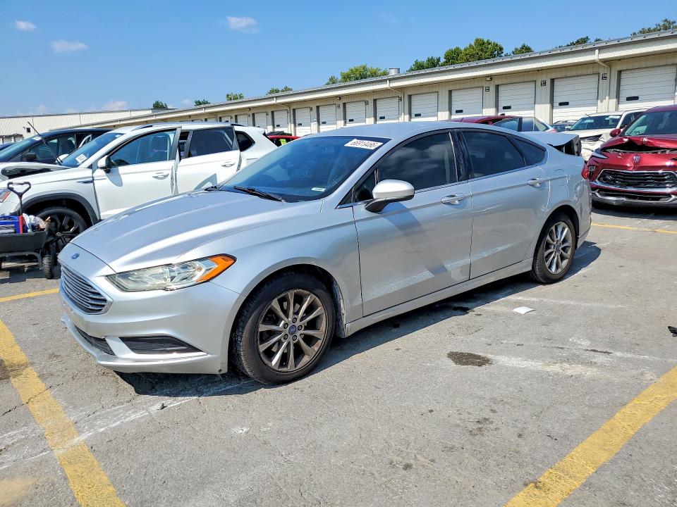 FORD FUSION 2017 مع رقم تعريف المركبة 3FA6P0HD7HR332838 - صورة من المزاد