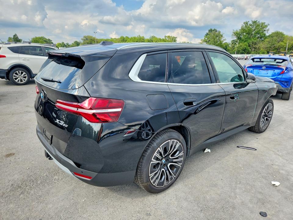 Photo 3 from auction – 2025 BMW X3 with VIN 5UX53GP05S9Z56552