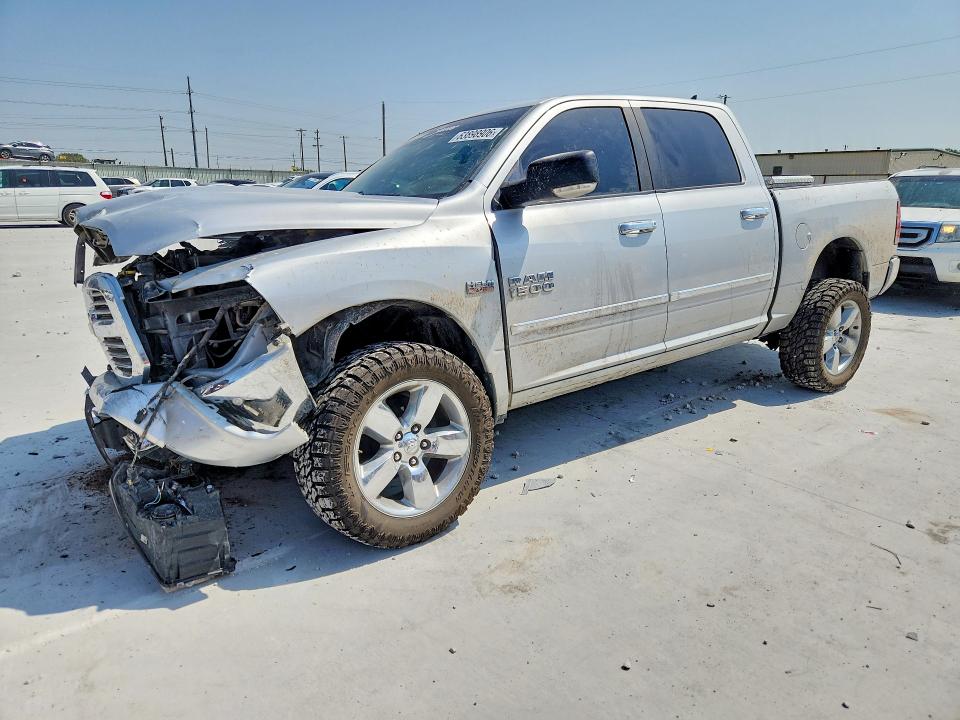RAM 1500 2016 con VIN 1C6RR6LT0GS209167 - Foto de la subasta