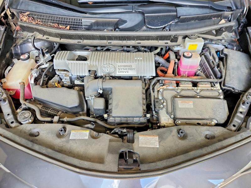 Photo 12 from auction – 2017 TOYOTA PRIUS V with VIN JTDZN3EU4HJ066370