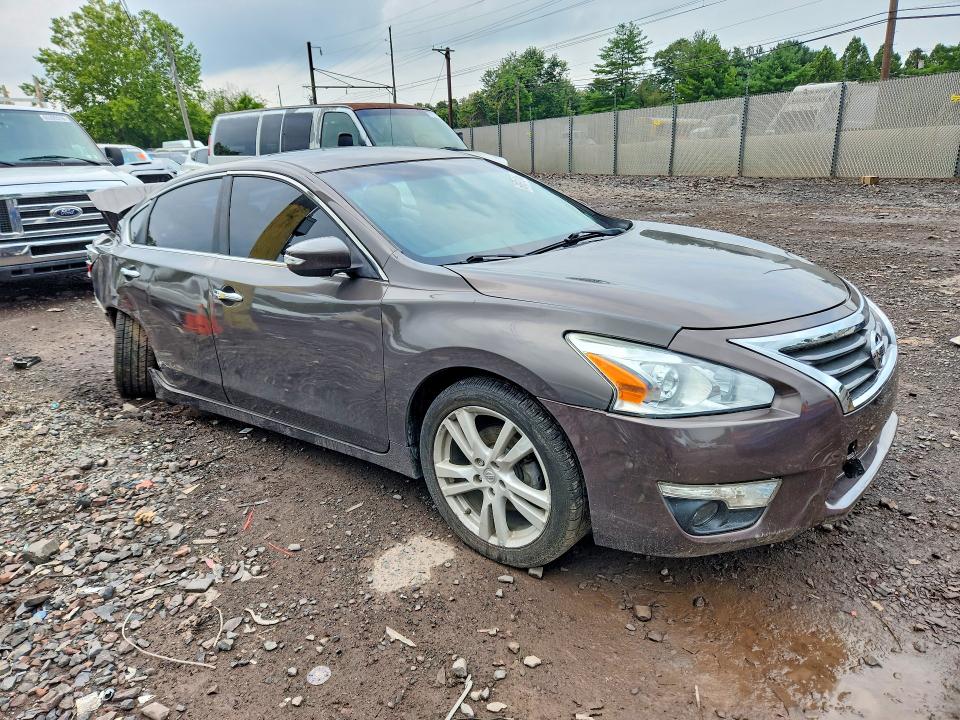 Photo 4 from auction – 2013 NISSAN ALTIMA with VIN 1N4BL3APXDC172401