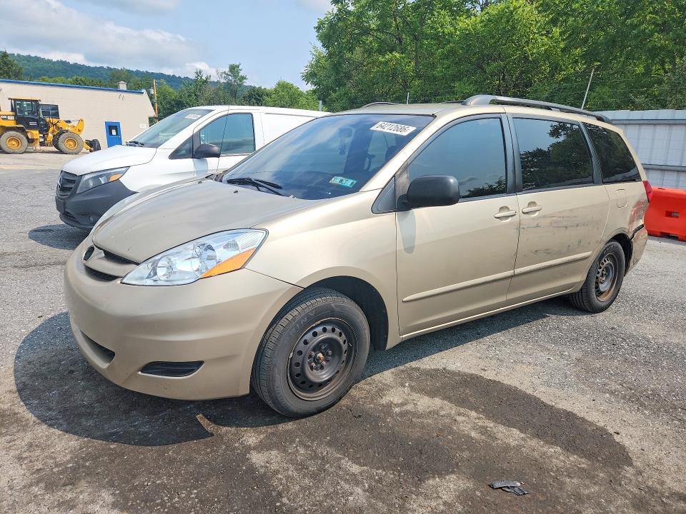 TOYOTA SIENNA 2006 with VIN 5TDZA23C46S520441 - Photo from auction