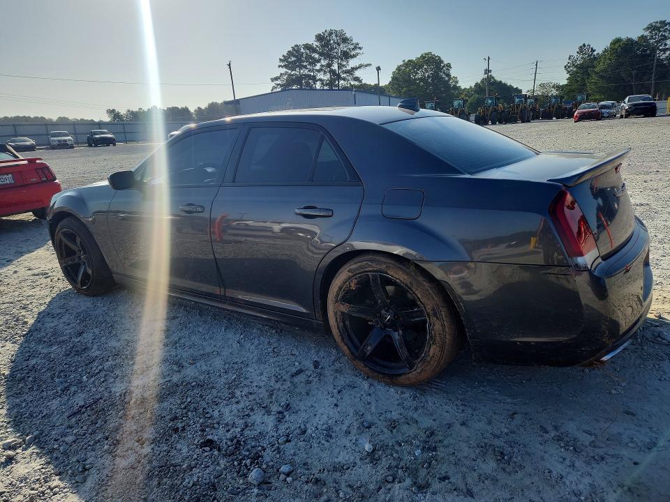 Zdjęcie 2 z aukcji – 2015 CHRYSLER 300 z VIN 2C3CCABT3FH818381