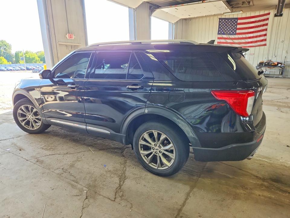 Снимка 2 от търг – 2022 FORD EXPLORER с VIN 1FMSK7FHXNGA59706