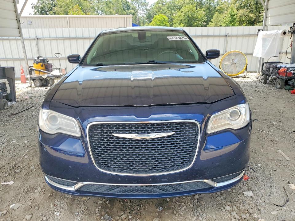 Photo 5 from auction – 2017 CHRYSLER 300 with VIN 2C3CCAAG7HH538780