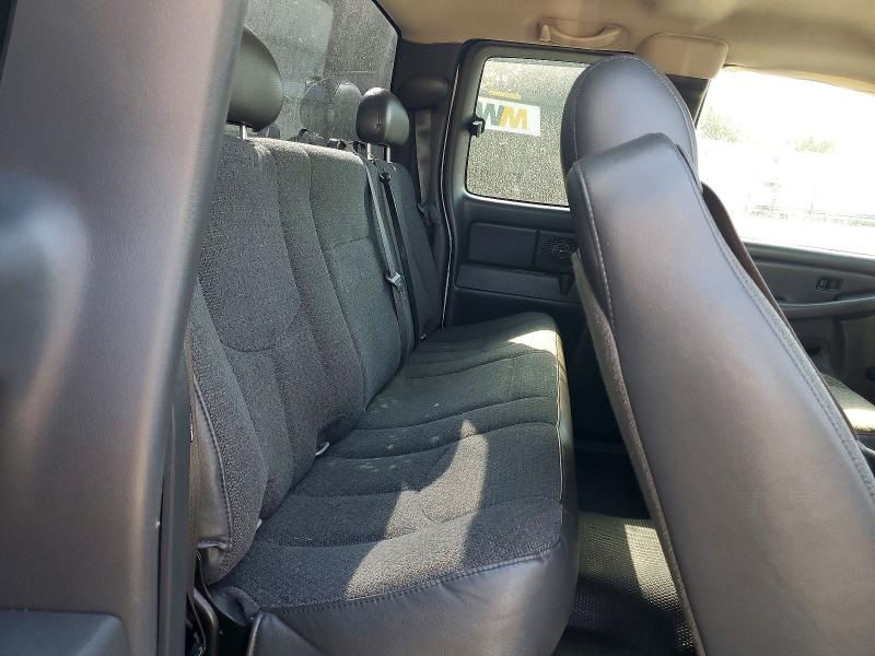 Photo 10 from auction – 2007 CHEVROLET SILVERADO with VIN 1GCEC19X27Z127356