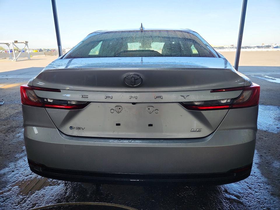 Photo 6 from auction – 2026 TOYOTA CAMRY with VIN 4T1DAACKXTU658256