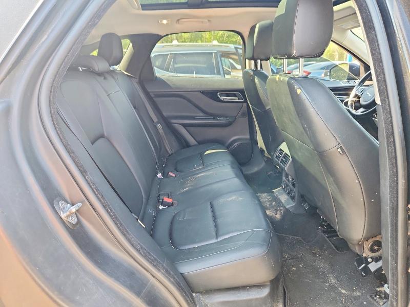 Photo 11 from auction – 2018 JAGUAR F-PACE with VIN SADCJ2FX5JA254569