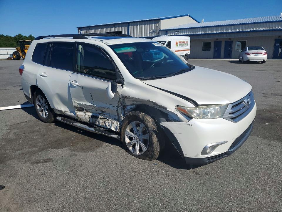 Снимка 4 от търг – 2013 TOYOTA HIGHLANDER с VIN 5TDZK3EH6DS093398