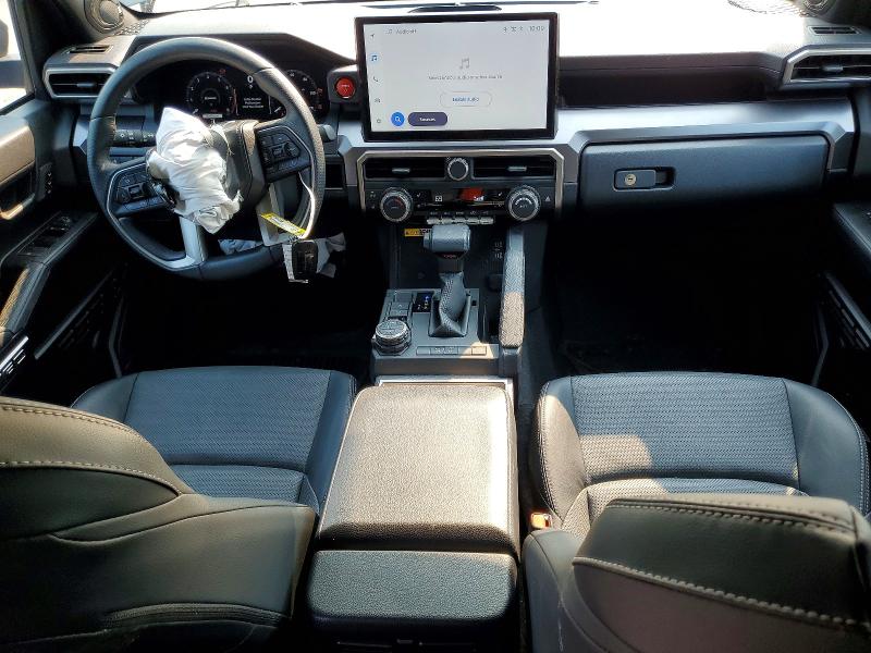 Photo 8 from auction – 2025 TOYOTA 4RUNNER with VIN JTEVB5BR4S5010539