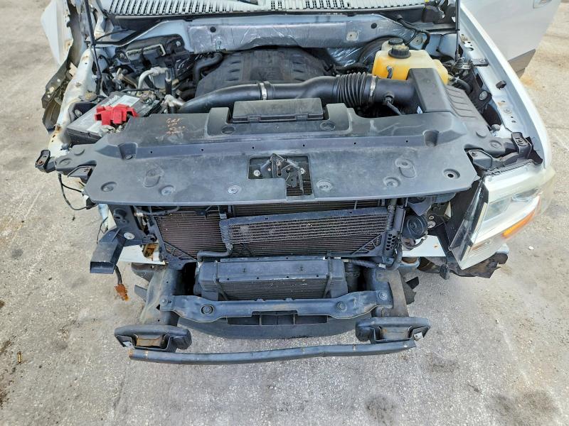 Photo 12 from auction – 2015 FORD EXPEDITION with VIN 1FMJU1HT6FEF17520