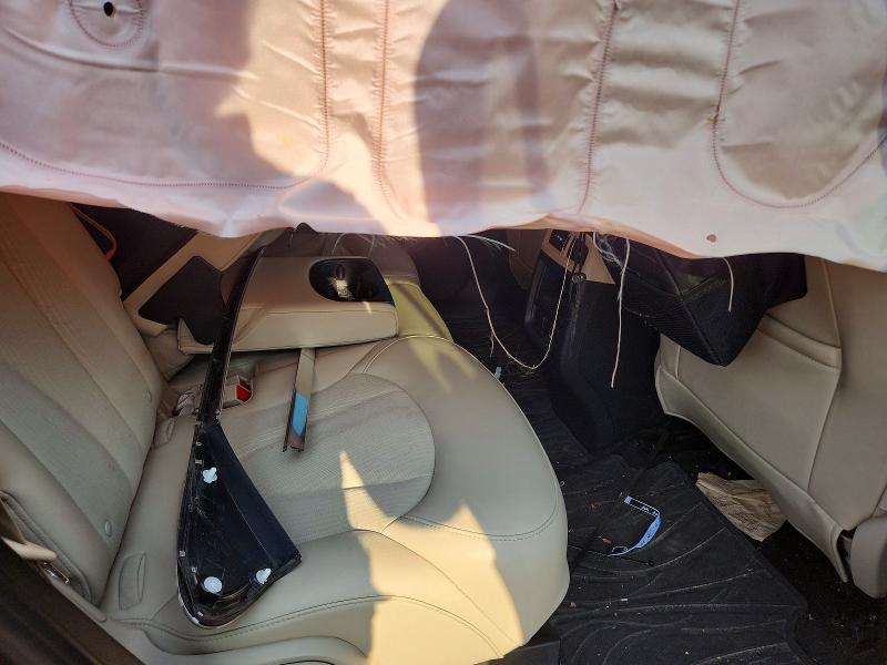 Photo 11 from auction – 2020 BUICK ENVISION with VIN LRBFXBSA5LD018707