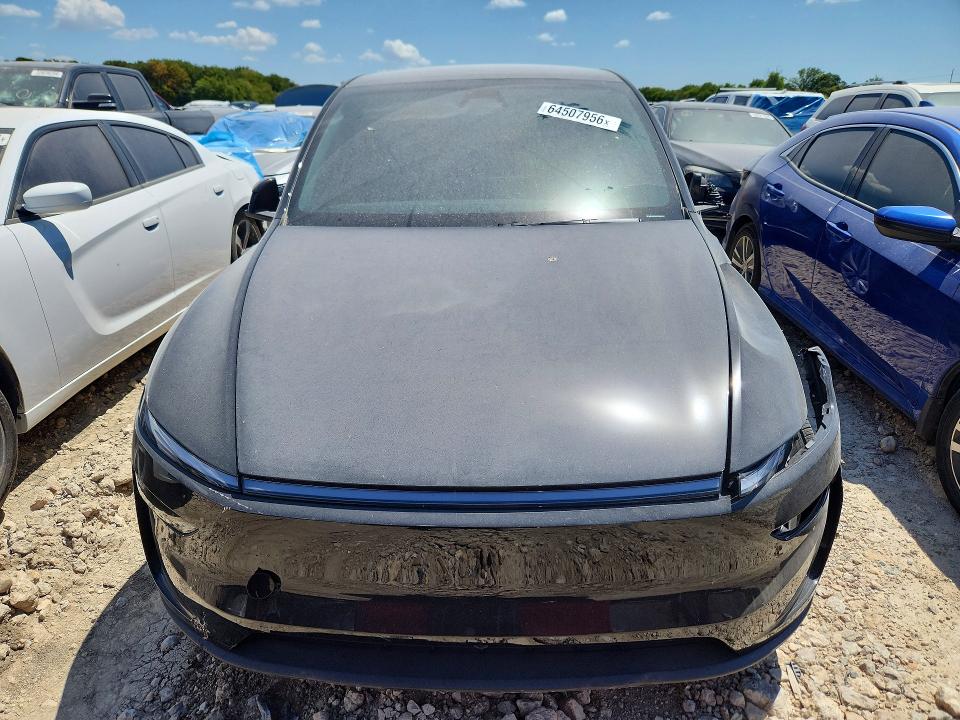 Photo 5 from auction – 2026 TESLA MODEL Y with VIN 7SAYGDEE0TA588174