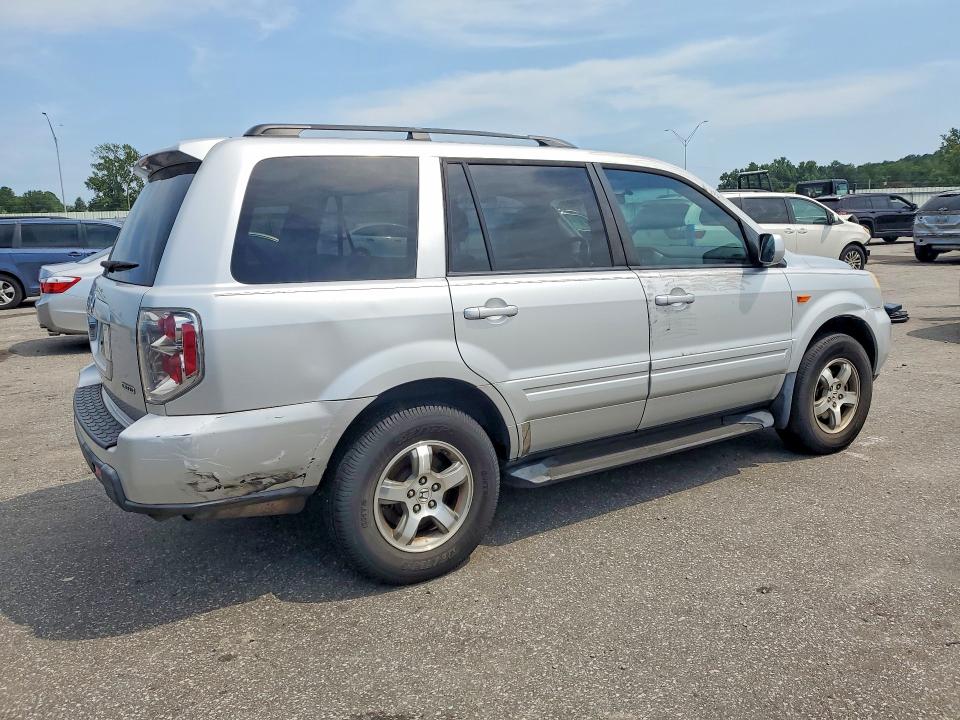 Photo 3 from auction – 2006 HONDA PILOT with VIN 5FNYF18456B012024