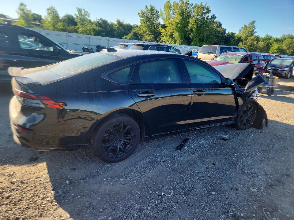 Photo 3 from auction – 2025 HONDA ACCORD with VIN 1HGCY2F61SA054645