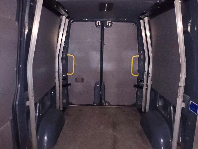 Photo 10 from auction – 2018 MERCEDES-BENZ SPRINTER with VIN WD3PE7CD3JP643209