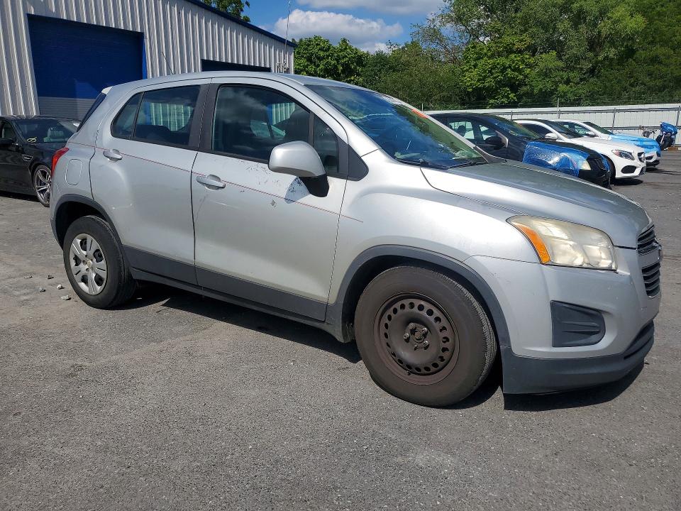 Photo 4 from auction – 2016 CHEVROLET TRAX with VIN KL7CJKSB2GB526887