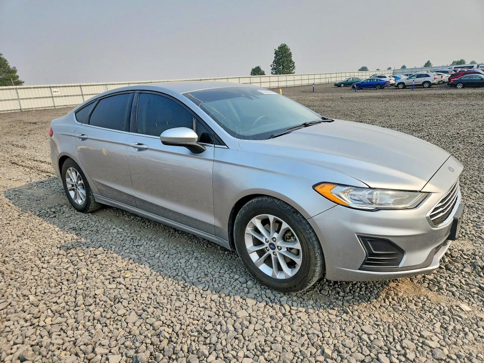 Photo 4 from auction – 2020 FORD FUSION with VIN 3FA6P0HD8LR178116