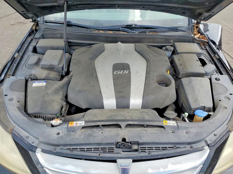Photo 11 from auction – 2013 HYUNDAI GENESIS with VIN KMHGC4DD1DU221997
