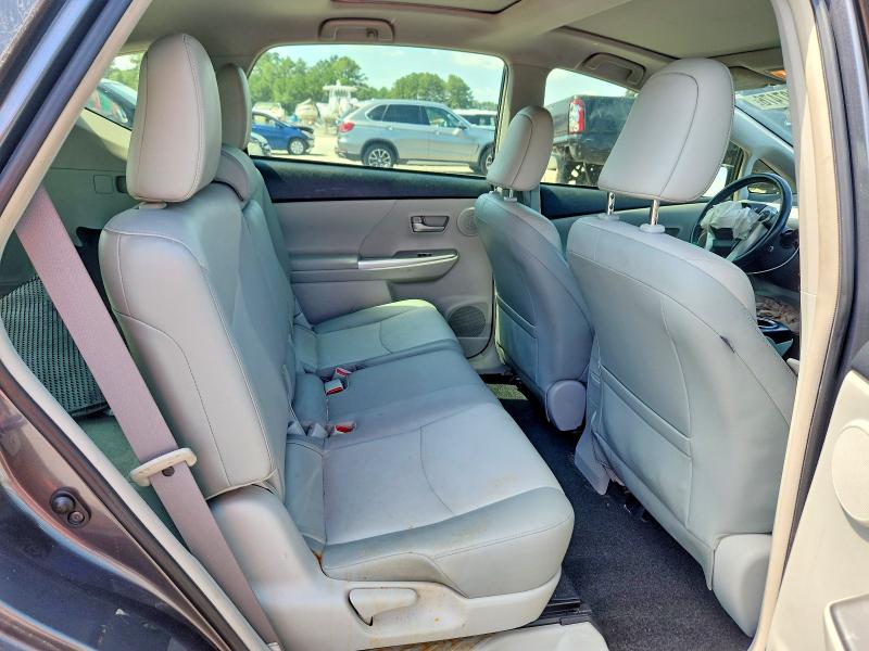 Photo 11 from auction – 2014 TOYOTA PRIUS V with VIN JTDZN3EU5E3327117