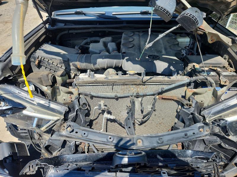 Photo 12 from auction – 2014 TOYOTA 4RUNNER with VIN JTEBU5JR2E5166968