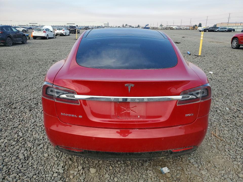Photo 6 from auction – 2016 TESLA MODEL S with VIN 5YJSA1E2XGF154975