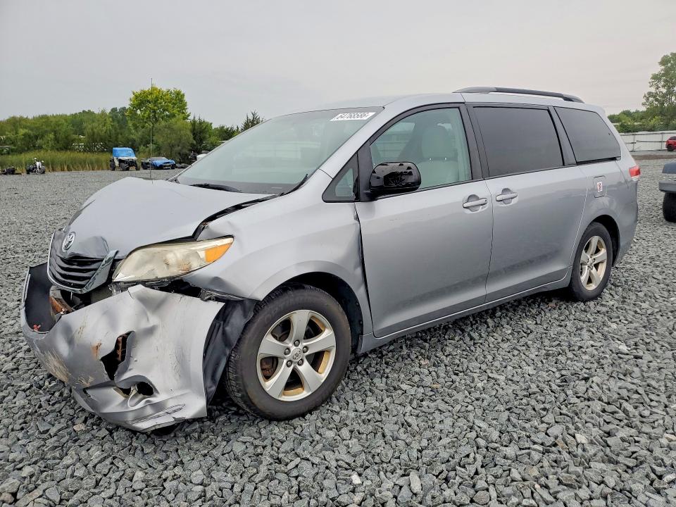 Photo 1 from auction – 2013 TOYOTA SIENNA with VIN 5TDKK3DC3DS298507