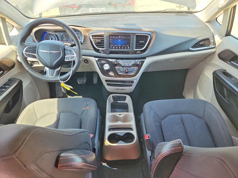 Photo 8 from auction – 2018 CHRYSLER PACIFICA with VIN 2C4RC1AG3JR355736