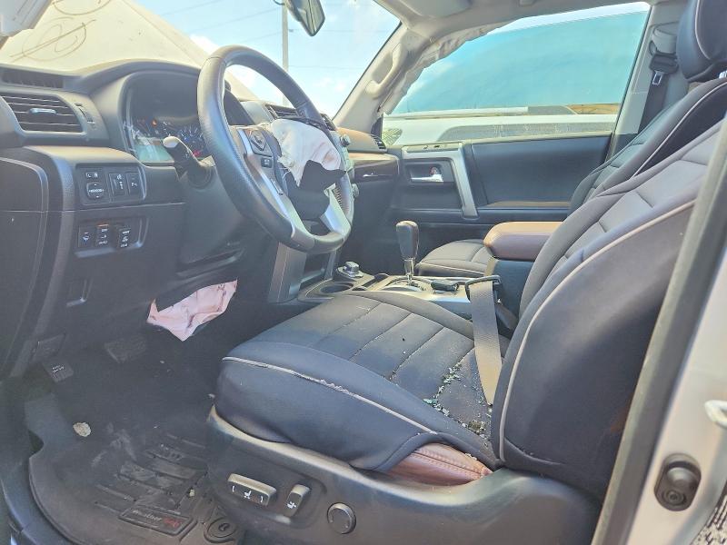Photo 7 from auction – 2018 TOYOTA 4RUNNER with VIN JTEBU5JR7J5498236