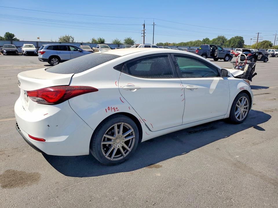 Photo 3 from auction – 2014 HYUNDAI ELANTRA with VIN 5NPDH4AE5EH503030